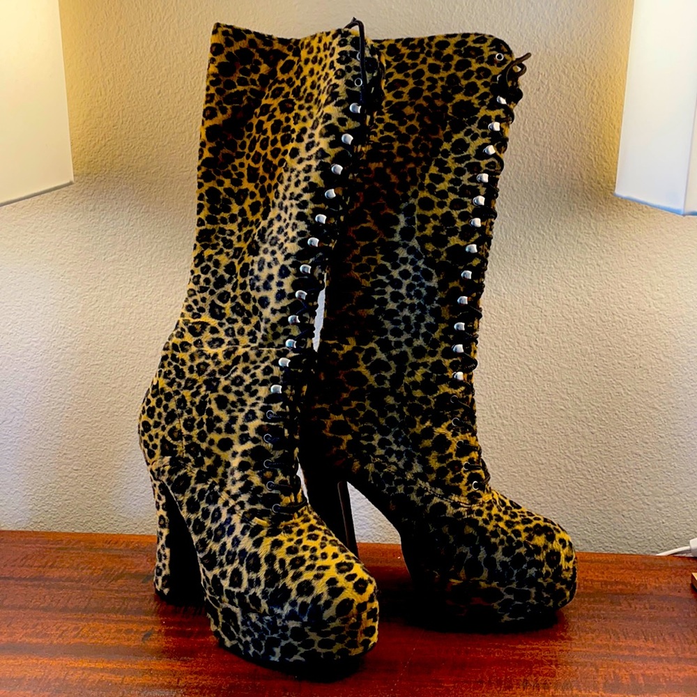Leopard faux fur platform boots